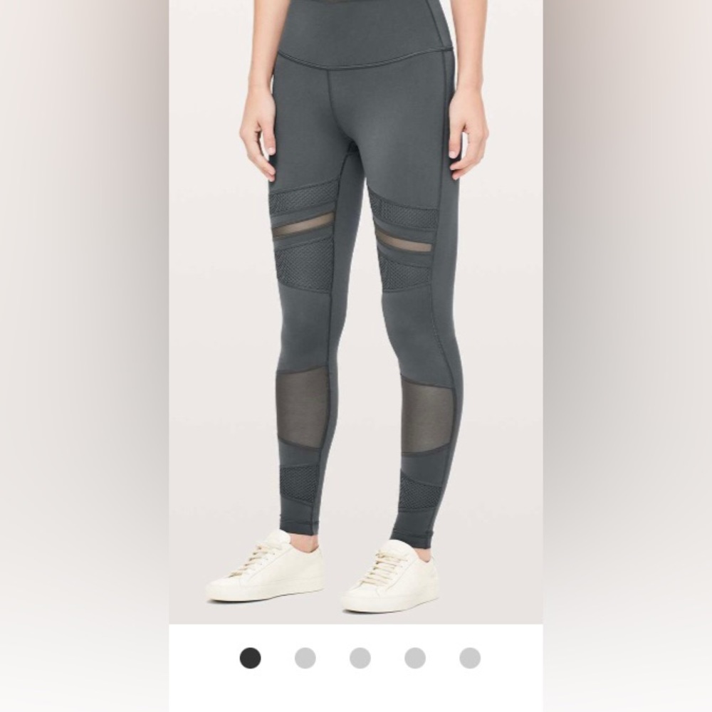 Lululemon “ wunder under “ high rise tights